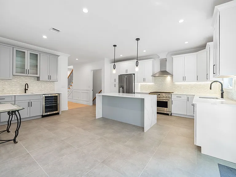 529B Lincoln St #B — Photo 8