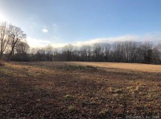 154 Boggs Hill Rd, Newtown, CT 06470