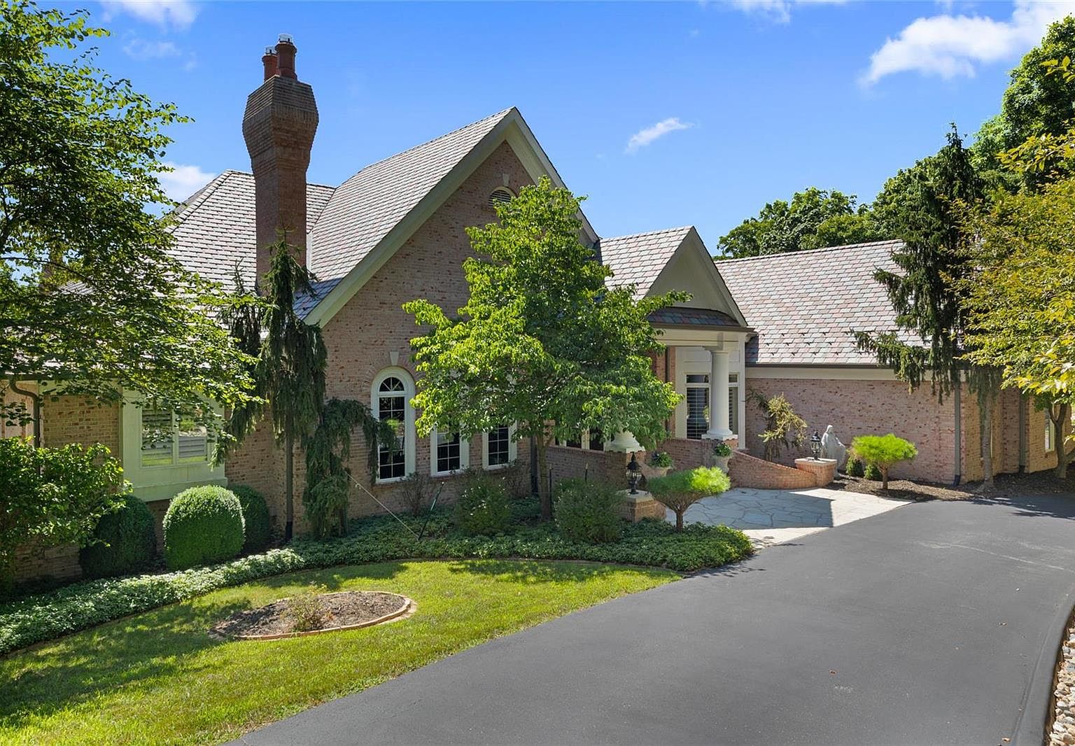 537 Hawk Point Dr, Saint Albans, MO 63073 Zillow