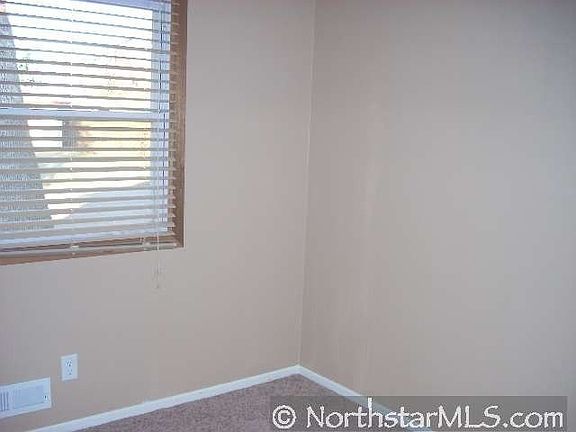 5th image of 1830 Barry Dr