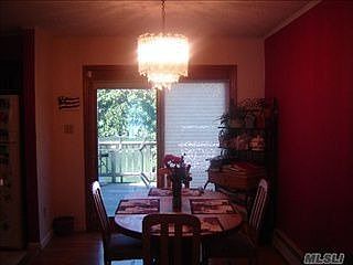 4th image of 9 Fowler Ave
