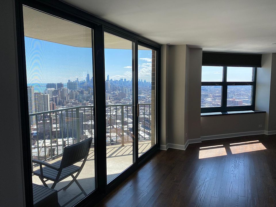 1st image of 3660 N Lake Shore Dr APT 4211