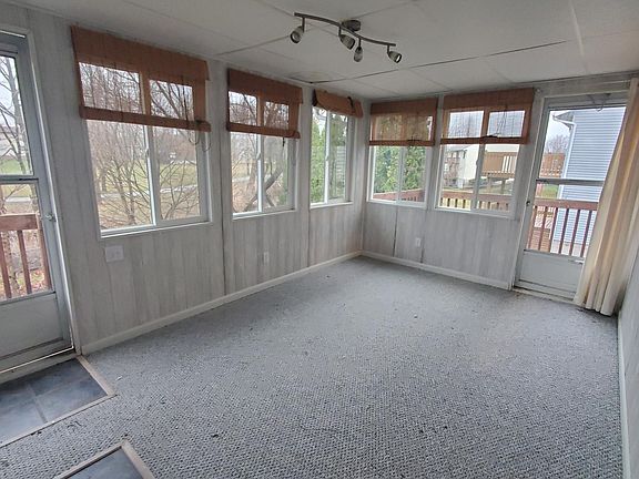 5th image of 175 Parkview Ct