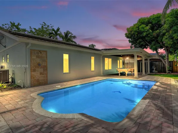 3946 NW 1st Dr, Deerfield Beach, FL 33442