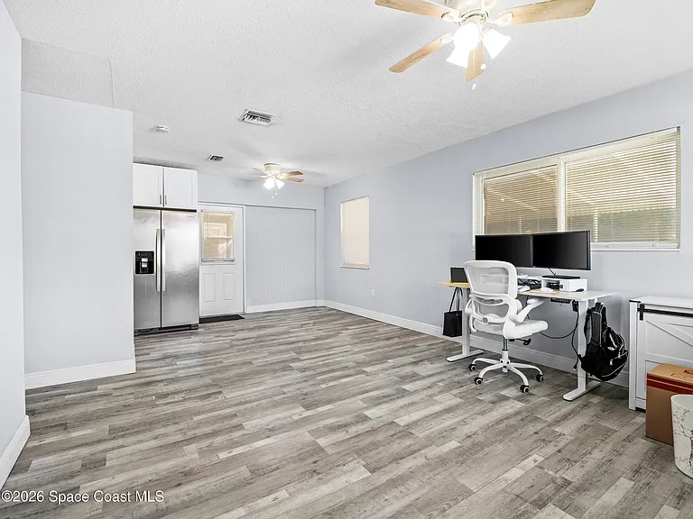 311 W University Blvd — Photo 3