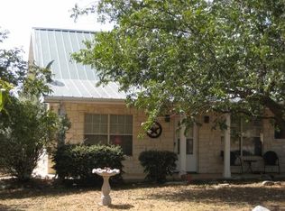 110 W River Oaks Dr, Burnet, TX 78611