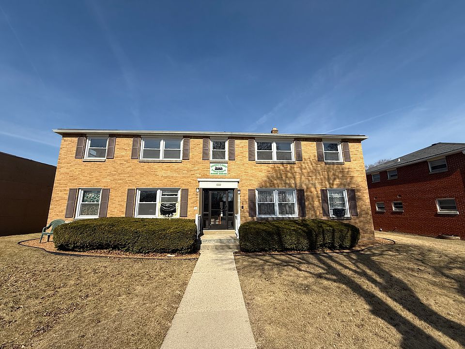 1st image of 4944 W Forest Home Ave APT 5