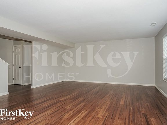 2nd image of 1256 Carrington Pl