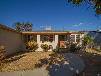 8462 Ventura Canyon Ave, Panorama City, CA, 91402
