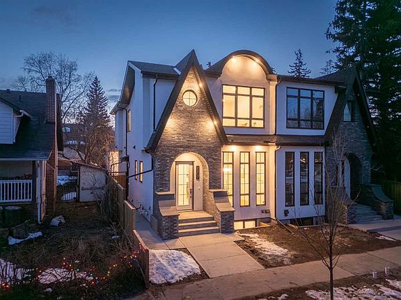 2nd image of 2207 E 26a St SW