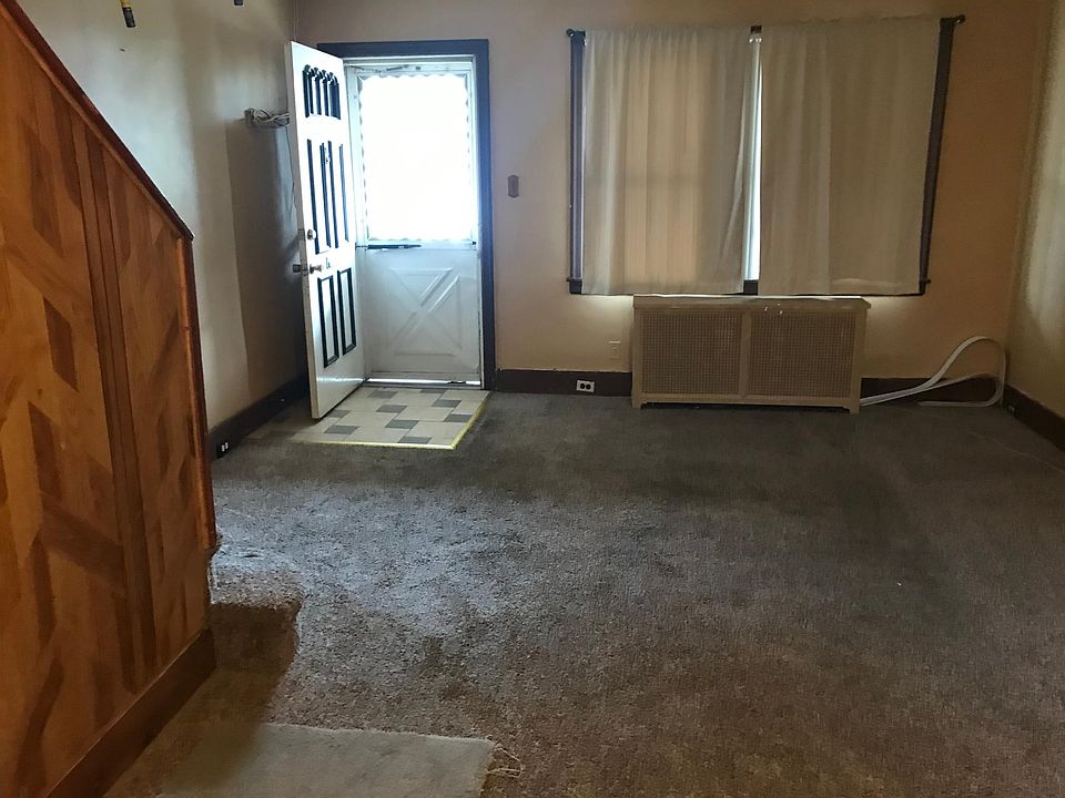 1st image of 4751 Oakmont St