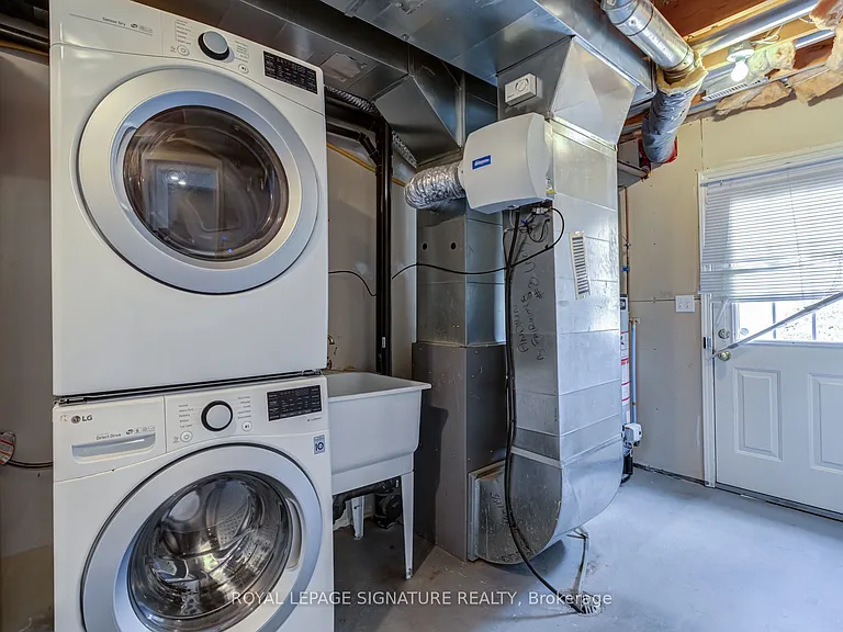 250 Richvale Dr S #3 — Photo 37
