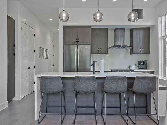 2nd image of 3131 Long Blvd #101