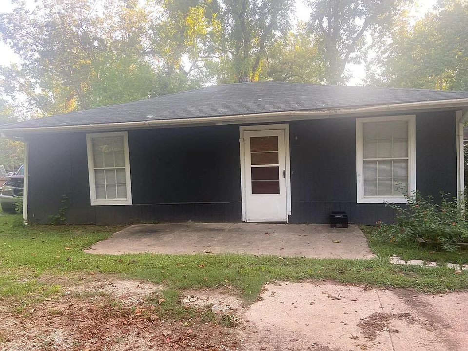 1809 Shirley Ave