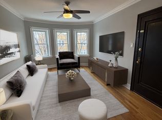 2834 N Lockwood Ave #2D, Chicago, IL 60641