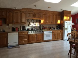 4 Gordon St, Hudson, NH 03051