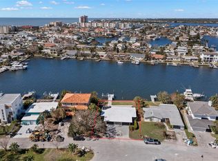 17020 Dolphin Dr, North Redington Beach, FL 33708