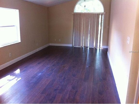 3rd image of 9940 Dean Oaks Ct