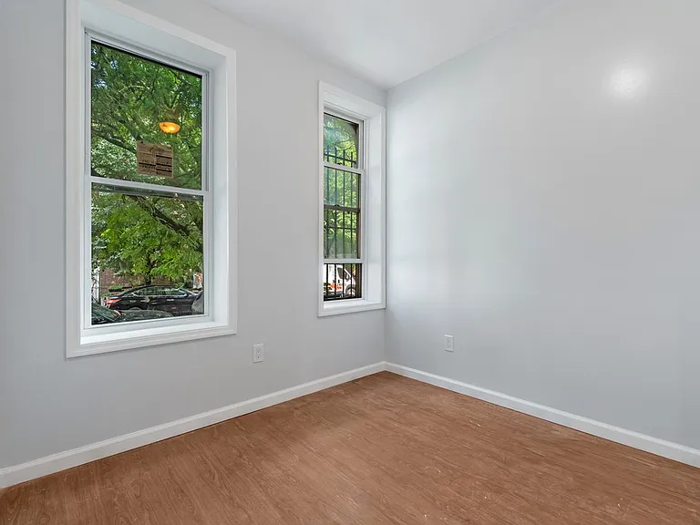 324 Eldert St #1A — Photo 6