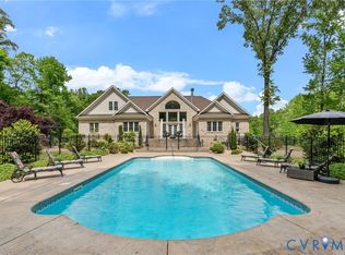 2403 Bermuda Ave, Chester, VA 23836