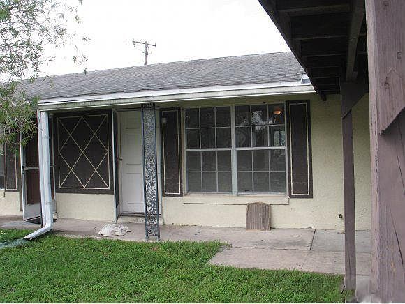 1st image of 717 Lunar Lake Cir