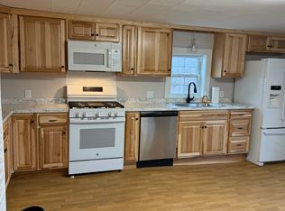 379 Narragansett Trl, Buxton, ME 04093