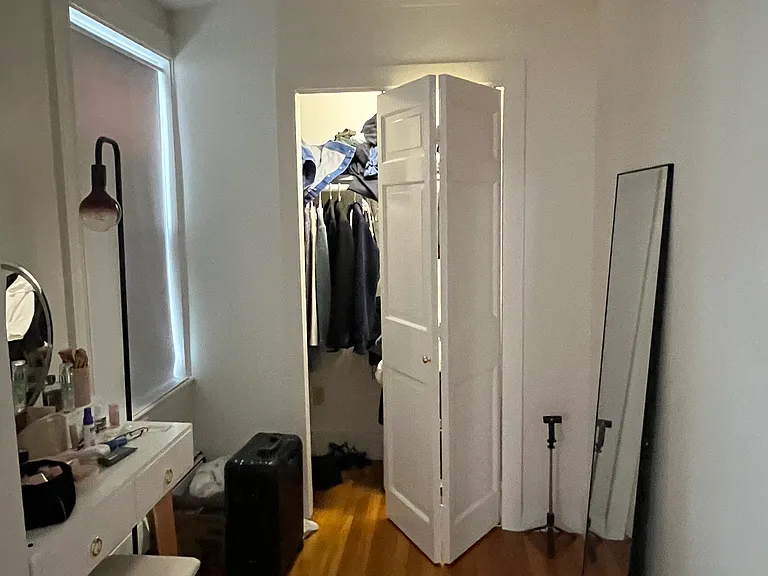 38 Grove St — Photo 9