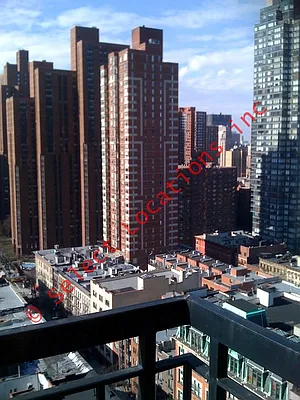 Rented by Select Locations Inc. | media 21