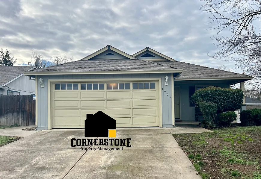 468, ID #, 1902 Regal Avenue - 1 — Photo 1