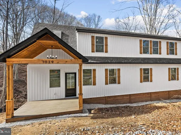 1029 Lindsay St, Lynchburg, VA 24502