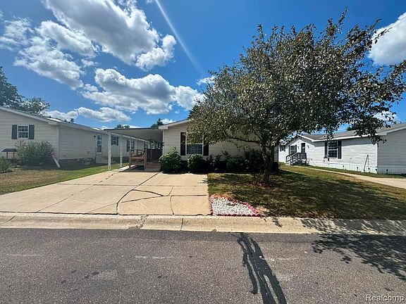 3rd image of 46 Bellwood Dr