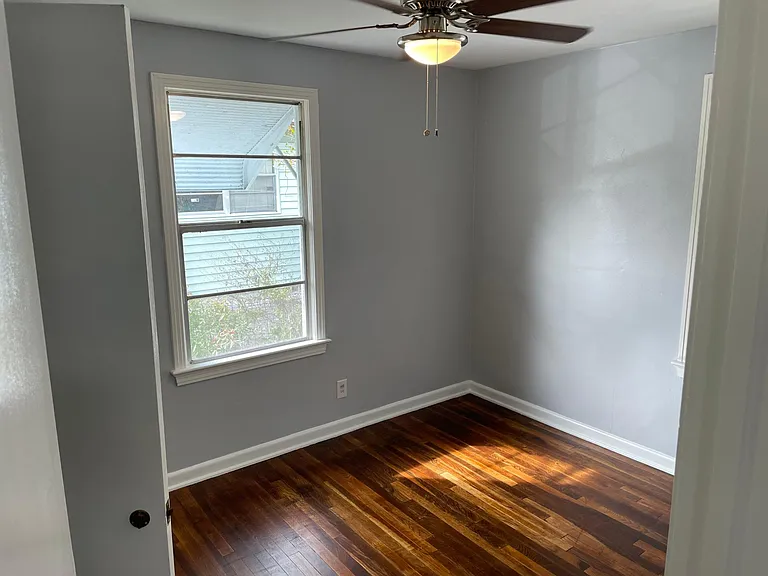 2515 Doby St — Photo 8