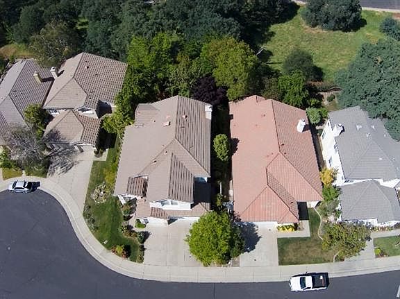 3rd image of 240 Skopas Ct