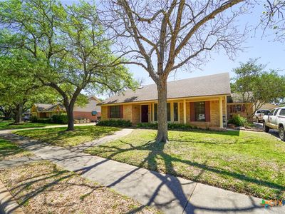 2801 E Loma Vista Ave, Victoria, TX, 77901