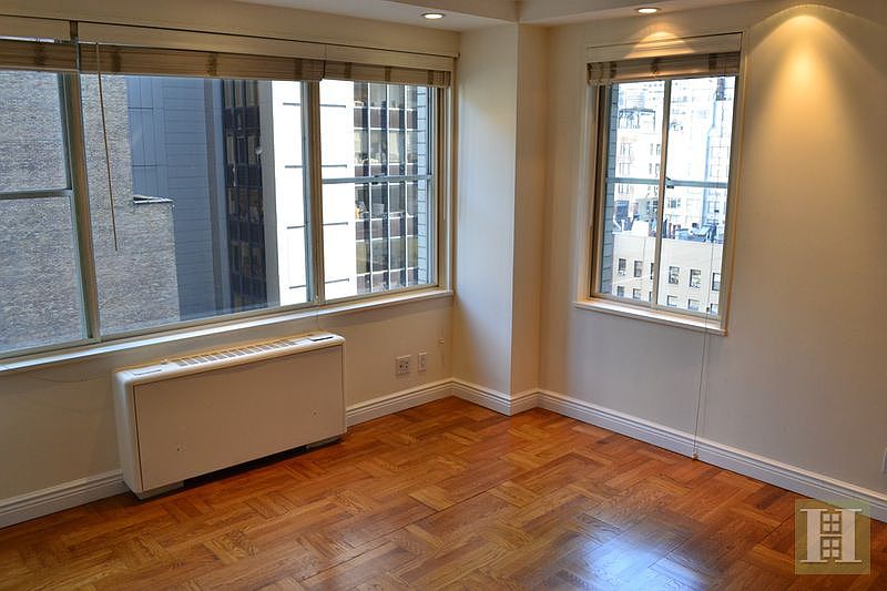2nd image of 60 W 57th St APT 11E