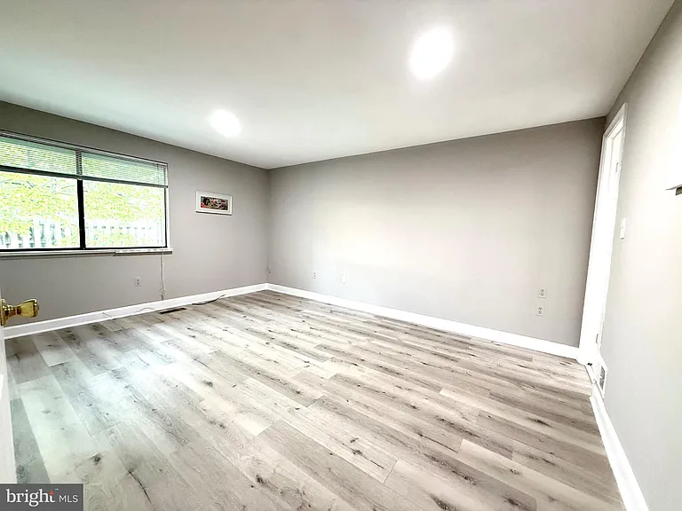 14713 Flints Grove Pl — Photo 24
