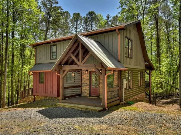 35 Aquarian Ln, Ellijay, GA 30540