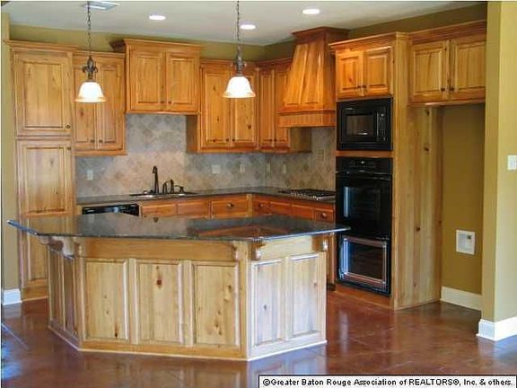 2nd image of 15076 W Lakefront Dr