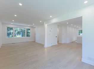 30 Morton Ave, East Gwillimbury, ON L0G1V0