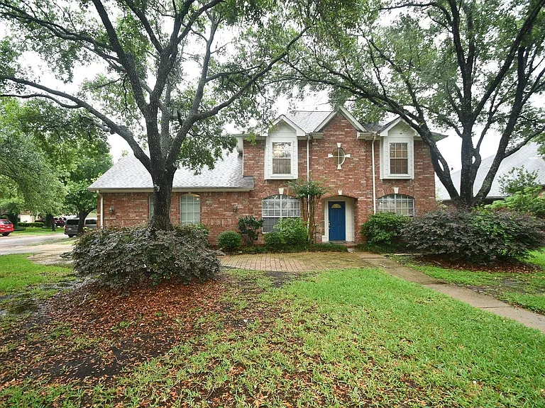 10430 Sanibel Falls Ct — Photo 33