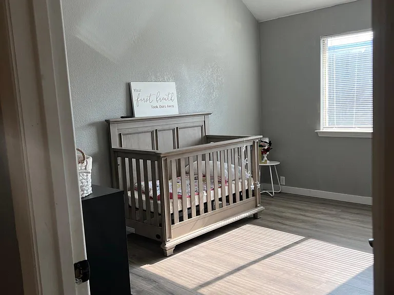 641 Shotwell St — Photo 13