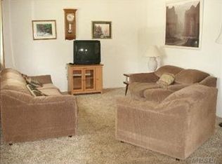 14 Stagg Ln, Commack, NY 11725