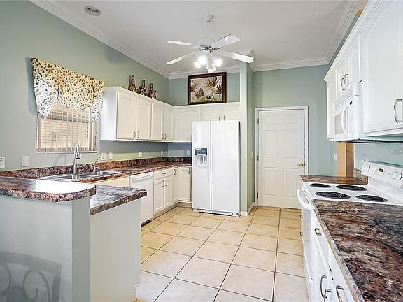 3rd image of 1809 Cordero Ct