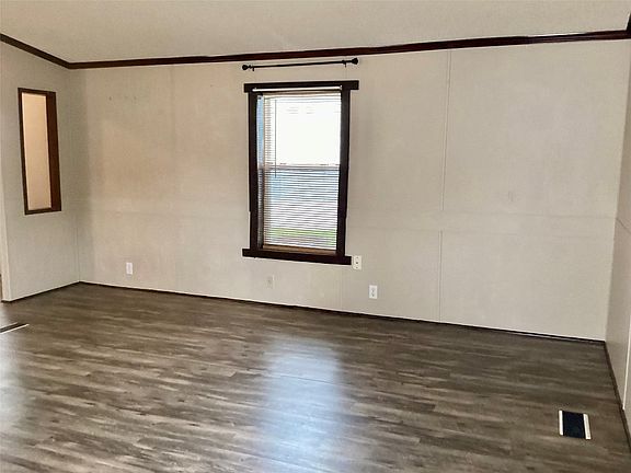 5th image of 23 Meadow Ct