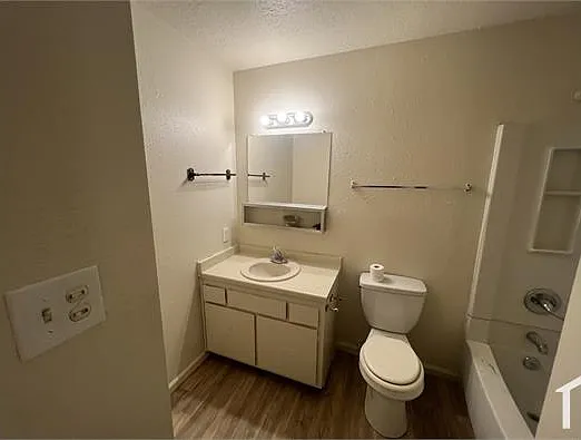 301 Dunes Pl SE #4 — Photo 20