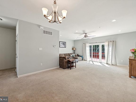 2nd image of 223 Roosevelt Ave
