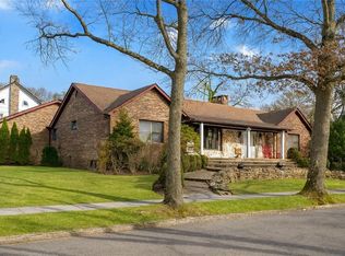 77 Irvington St, Staten Island, NY 10312