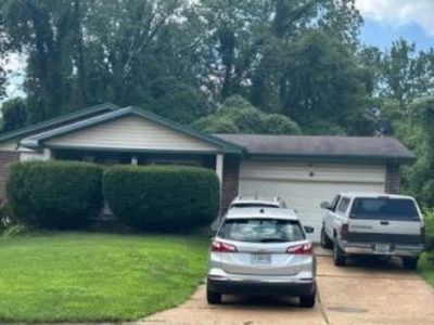 8818 Sumter Dr, Saint Louis, MO, 63136