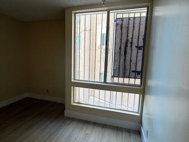 807Bunk — Photo 24