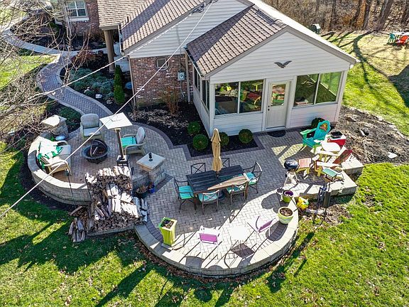 4th image of 6273 Kenwood Hills Dr